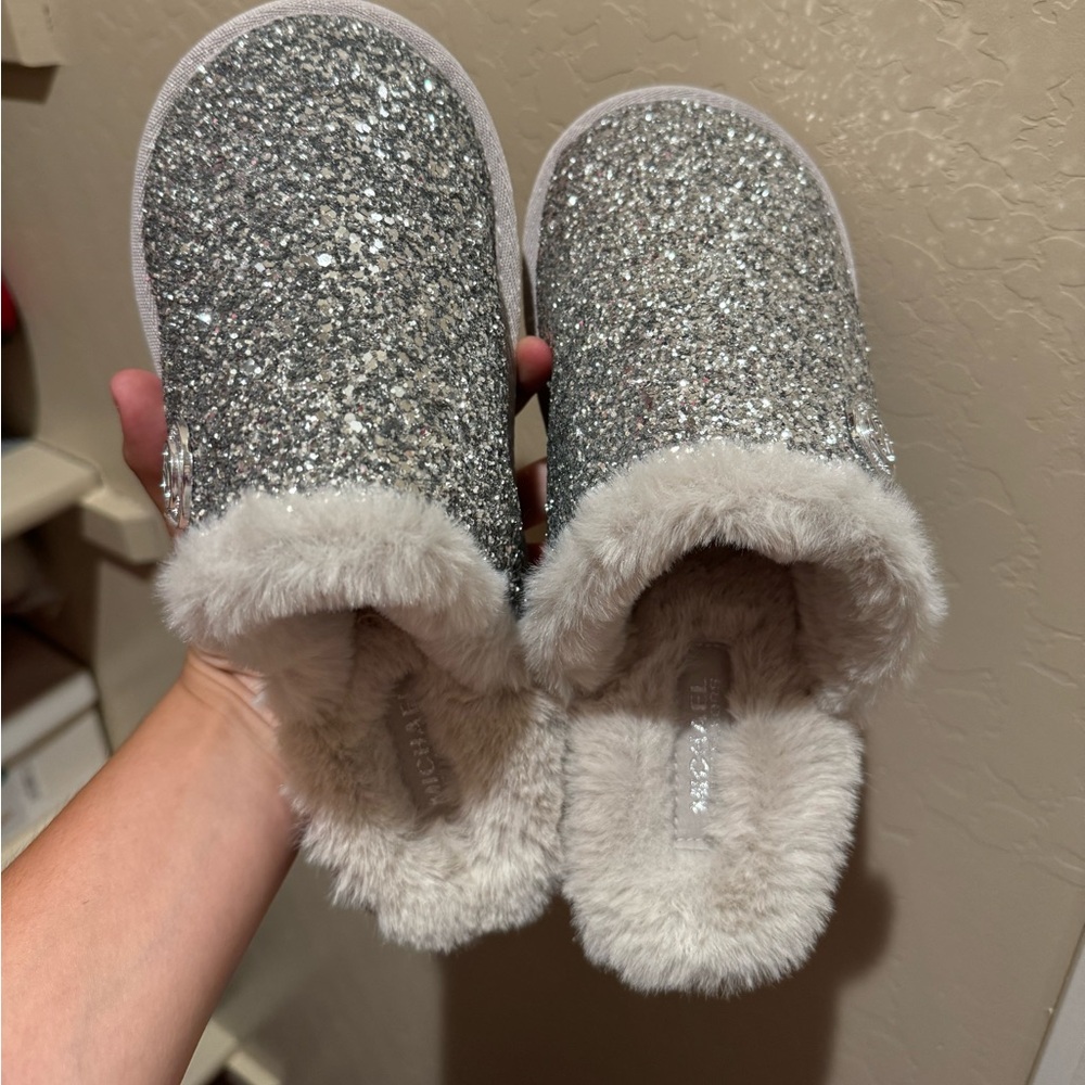 Michael kors slippers